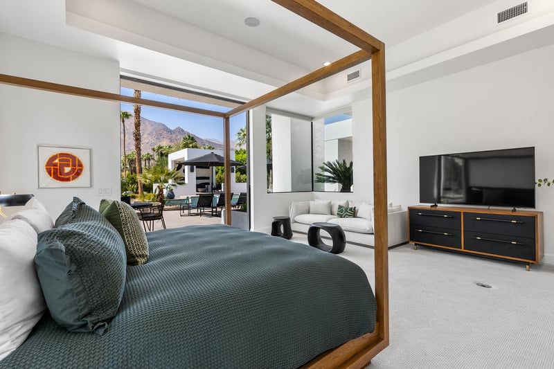Gorgeous guest bedroom