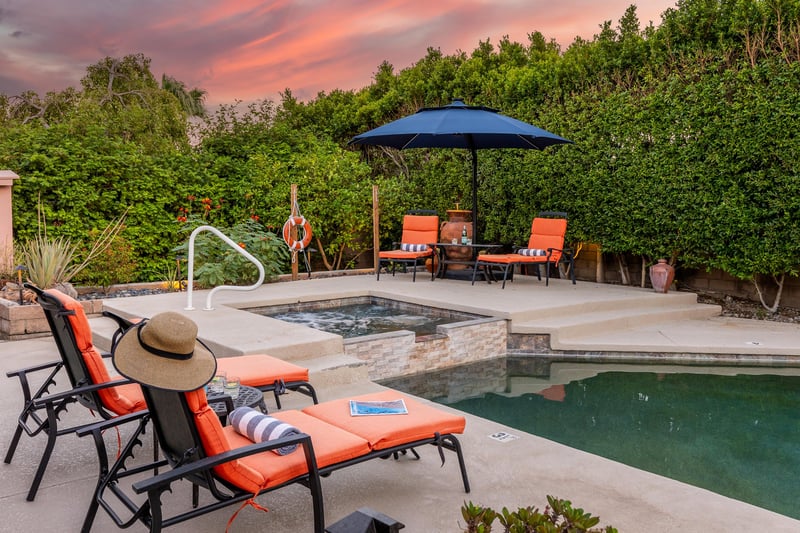 Lots of comfortable orange lounge chairs