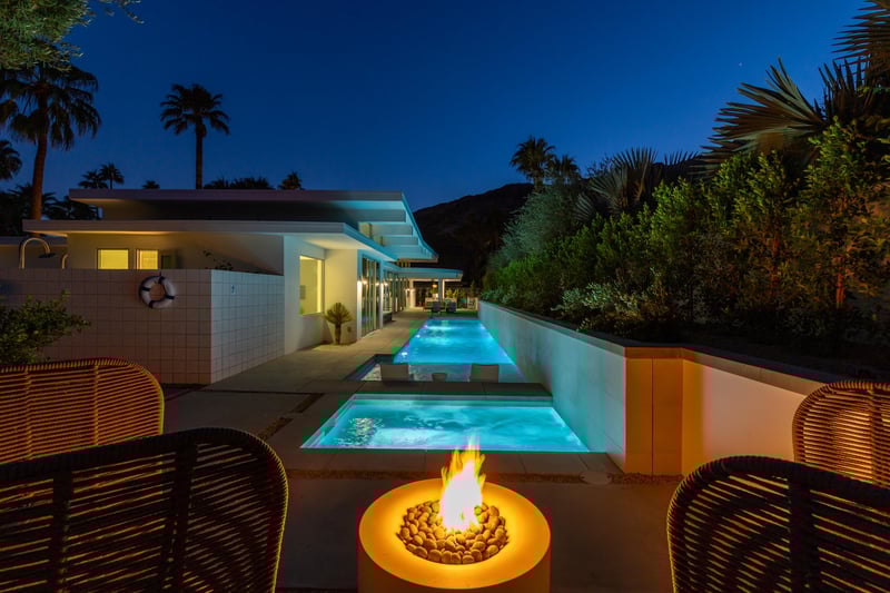 Gorgeous fire pit with amazing views
