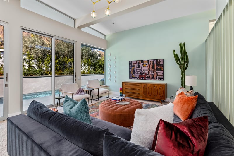 Incredible living room with impeccable design