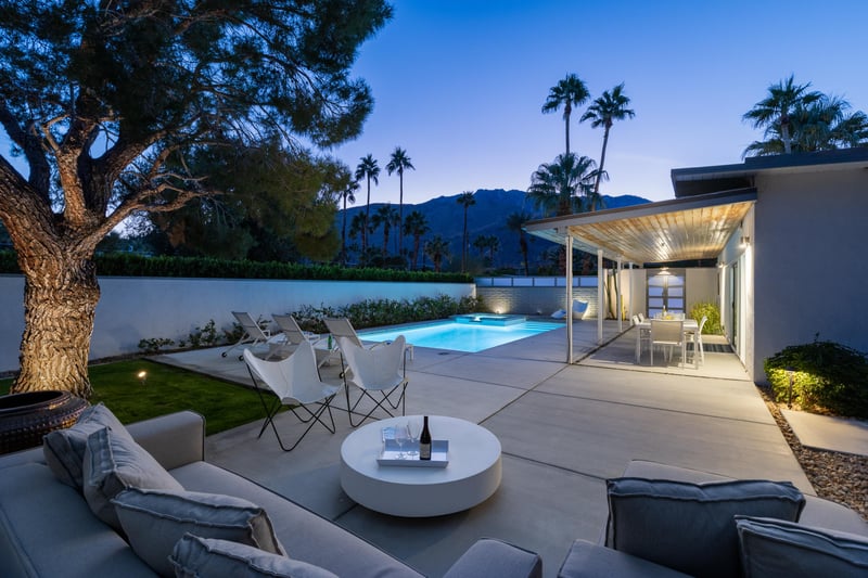 Lovely evenings and lounge time await