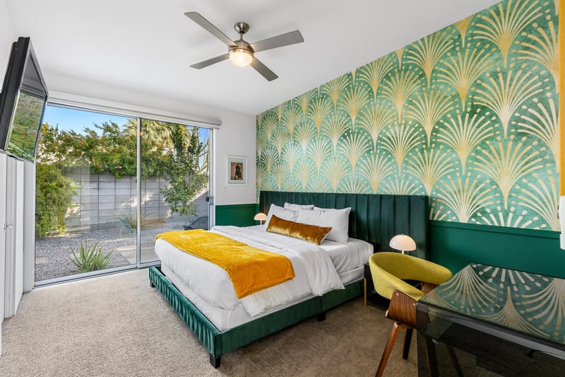 Take a refreshing nap in the Green Room