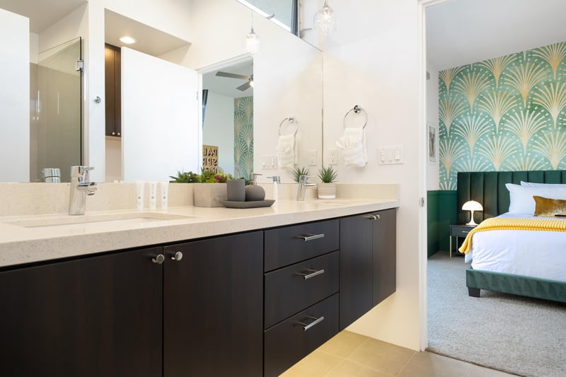 Green RoomOrange Room Jack  Hill guest bathoom