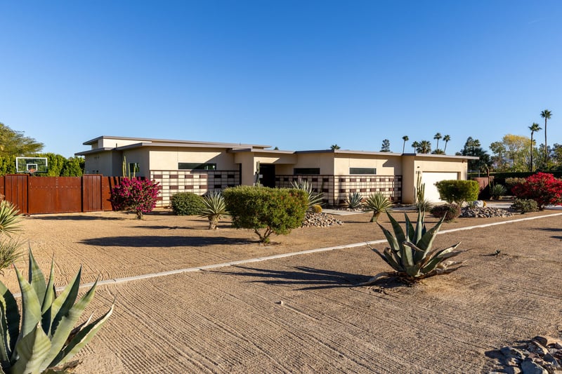 Welcome to Play and Stay Sanctuary