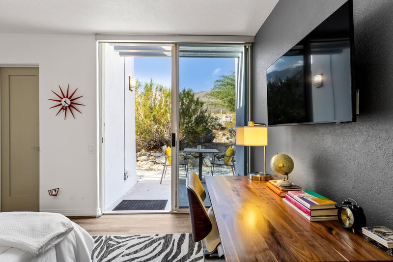 Guest bedroom