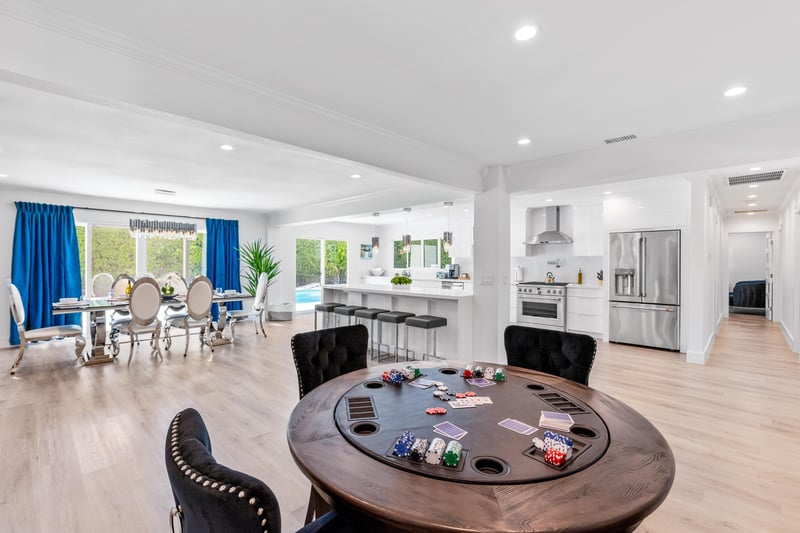 Poker or card table  Yes please