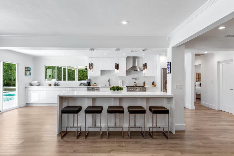 Breakfast island for 5