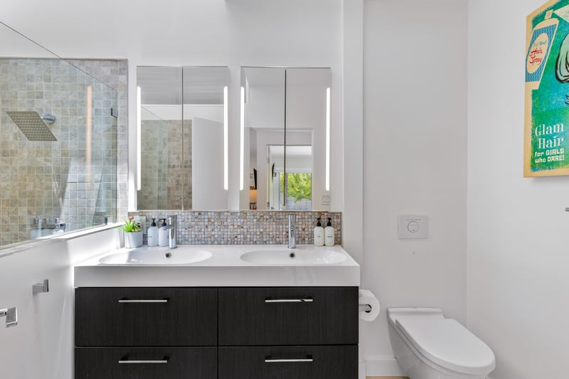 Second Guest Bathroom