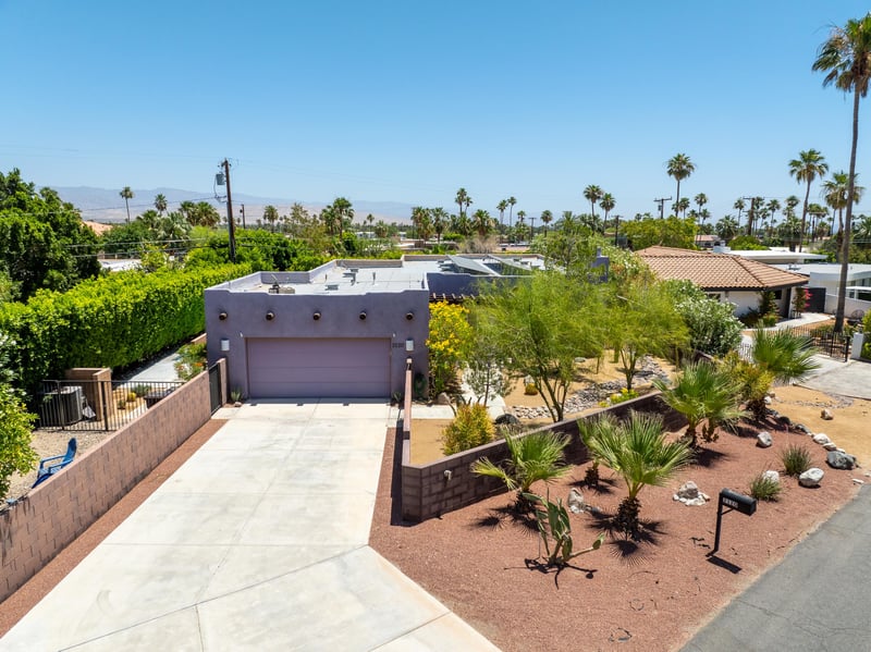 Welcome to Only Inn Palm Springs