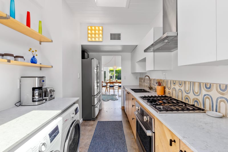 Palm Springs modern kitchen