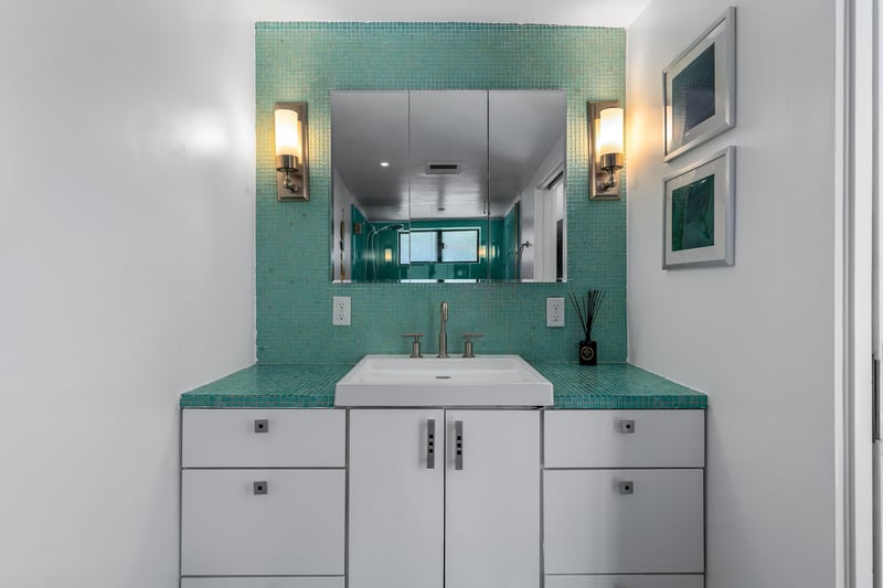 Lovely guest bathroom