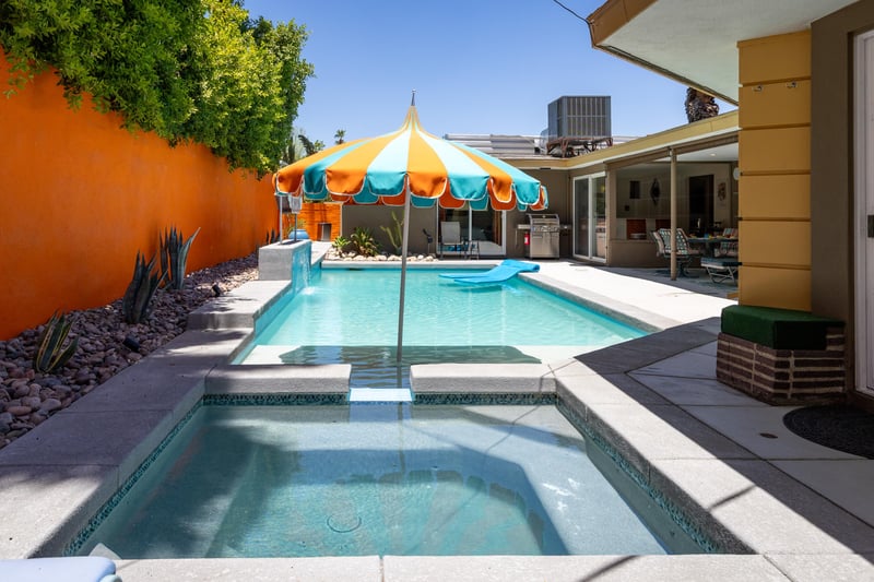 Gorgeous private pool and spa