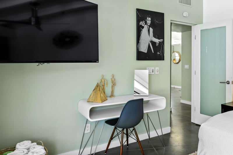 Space to work while on vacation