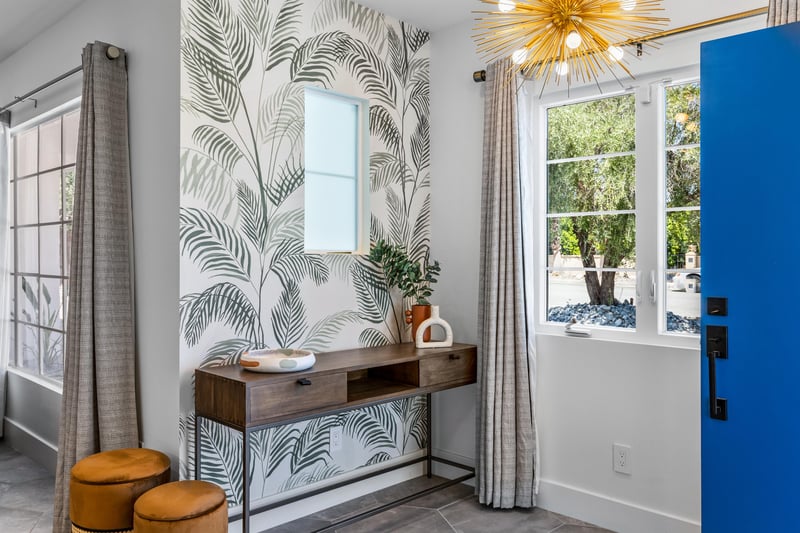 Fun palm frond wallpaper