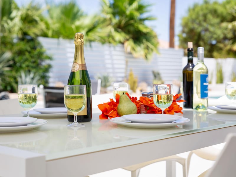 Spacious outdoor dining