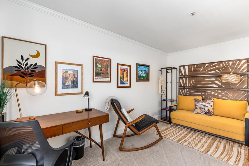 Guest bedroom, or den