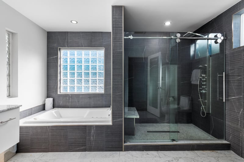Enjoy a jetted jacuzzi and gorgeous shower