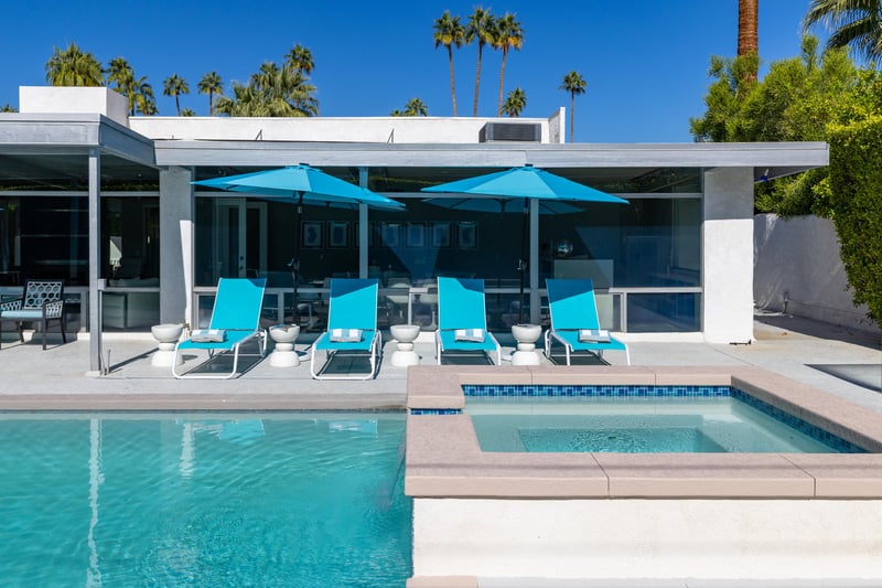 Time to enjoy the Palm Springs sun