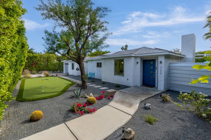 Welcome to Sapphire Hideaway