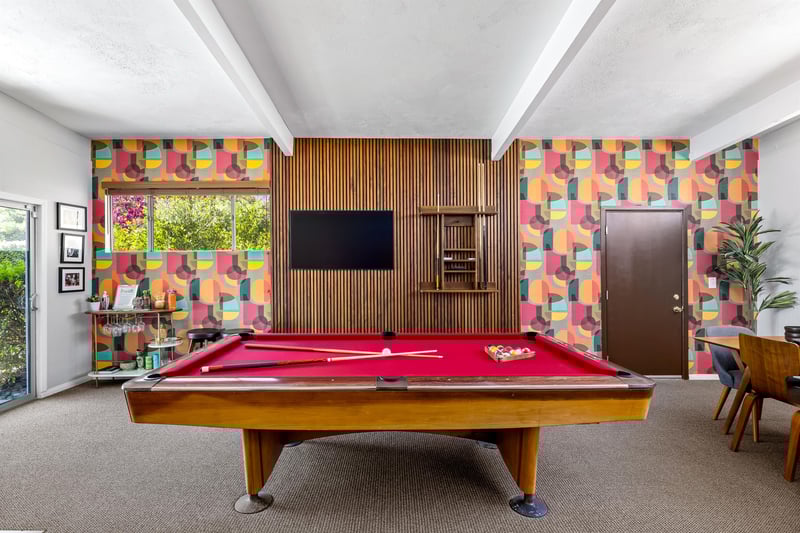 Beautiful pool table