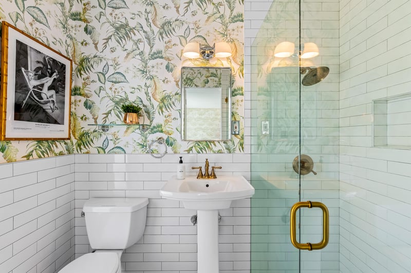 Ensuite bathroom with glass walkin shower