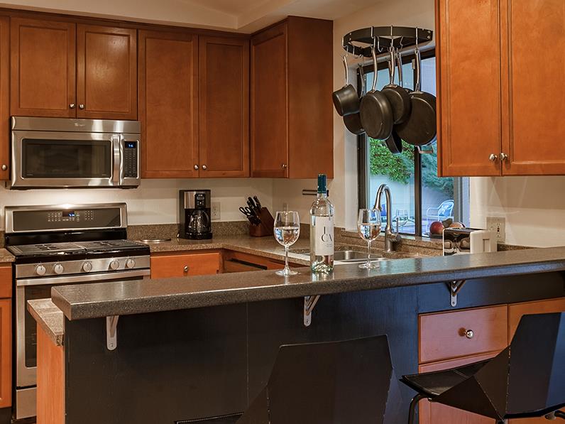 Well equipped kitchen