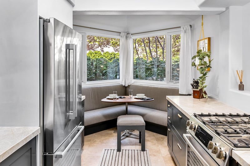 The perfect breakfast nook