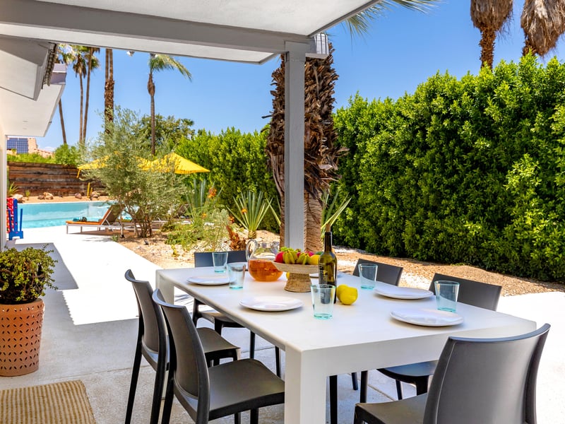 Covered al fresco dining