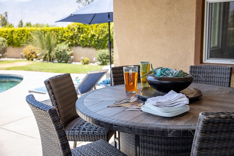 Covered al fresco dining