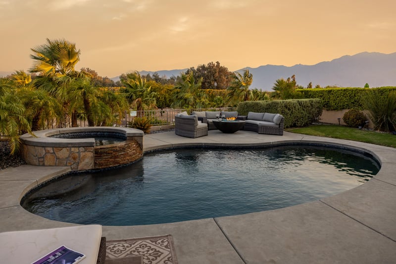 Gorgeous pool at Diamond Palms