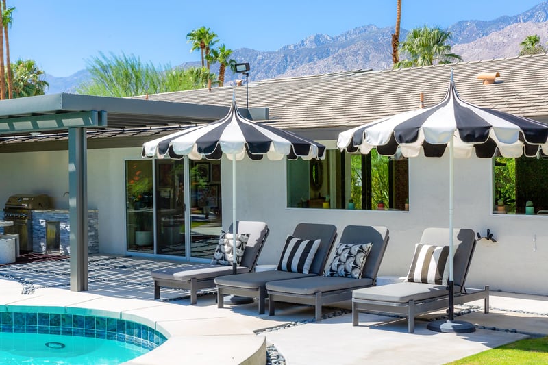 Chaise lounge heaven