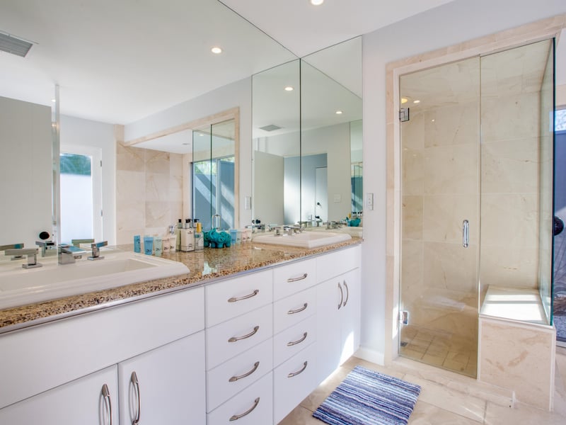 Magnificent Guest Bathroom