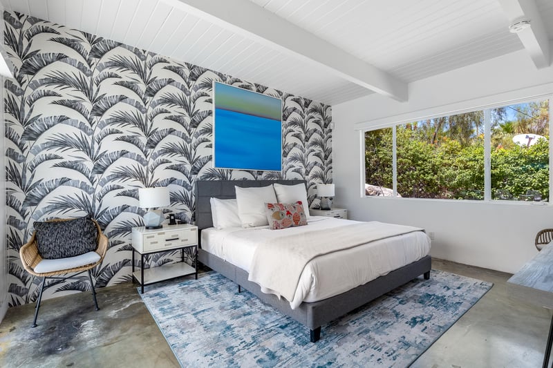 Relaxing guest bedroom