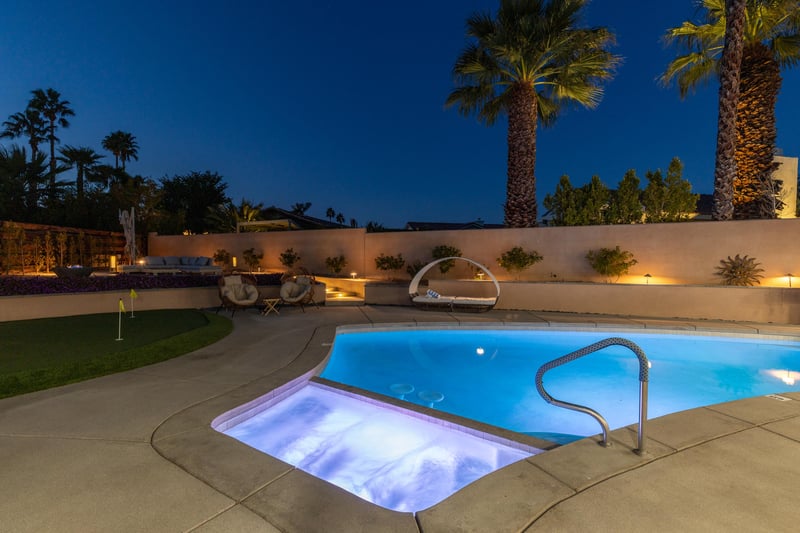 Time for a night time dip in the Spa  Lets go