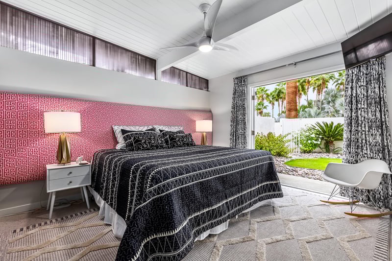 Twin beds that convert to a king