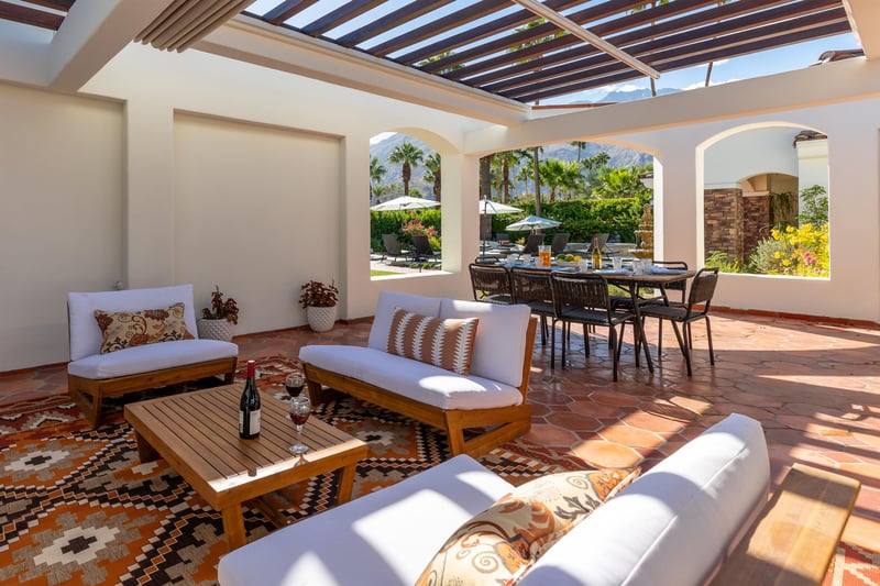 Relaxing patio area with lots of lounge seating