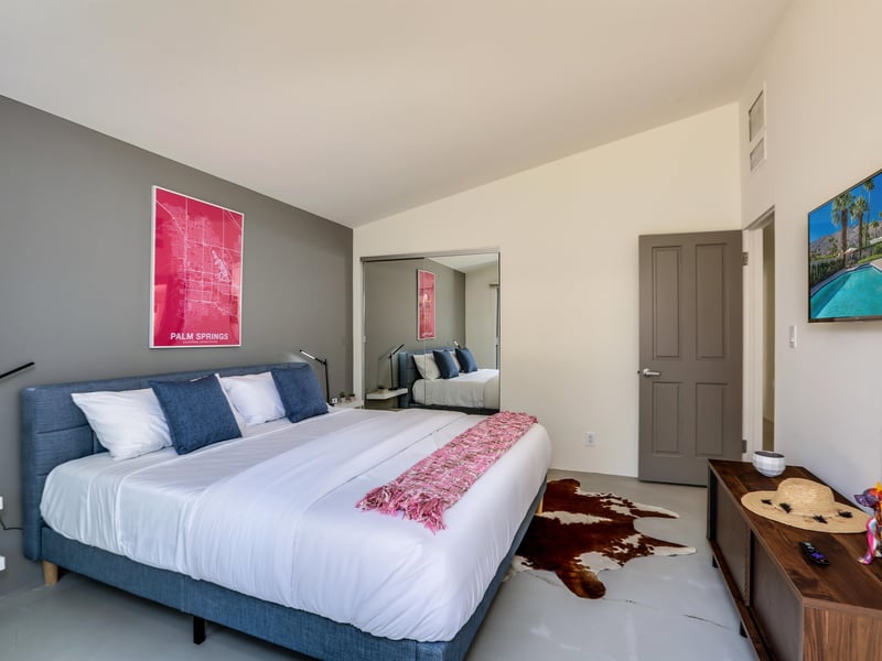 Wake up in the stylish bedroom