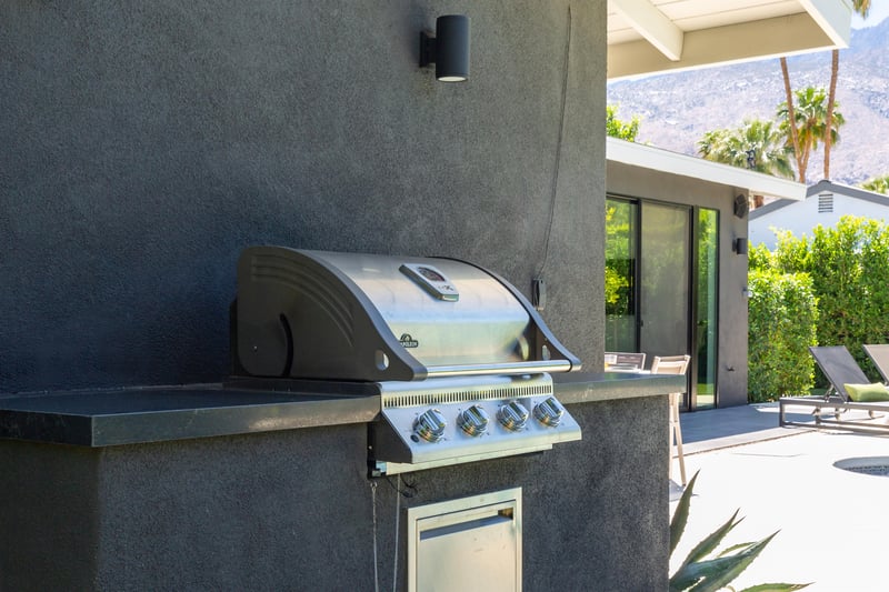 Cook a delicious meal and dine alfresco