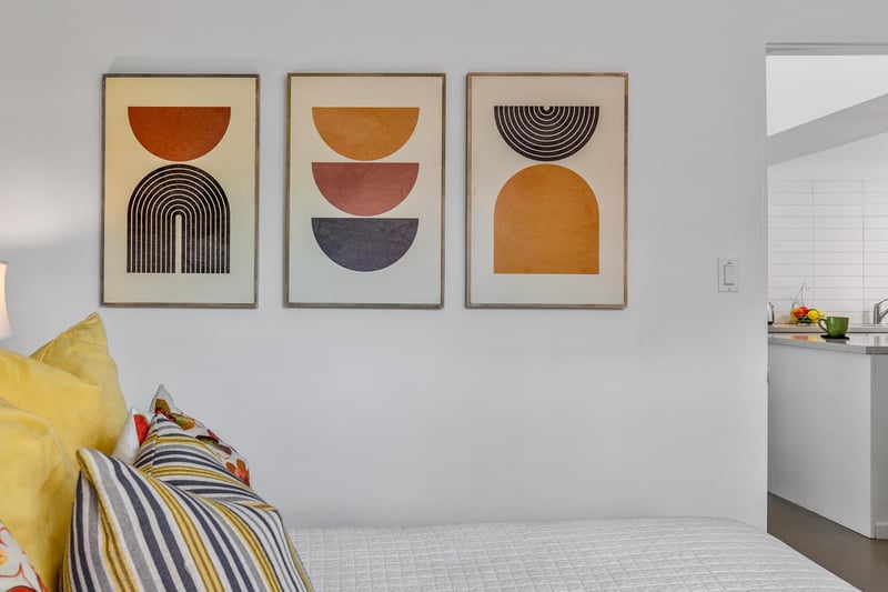 Simple and elegant wall art