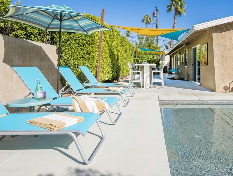 Plenty of poolside amenities