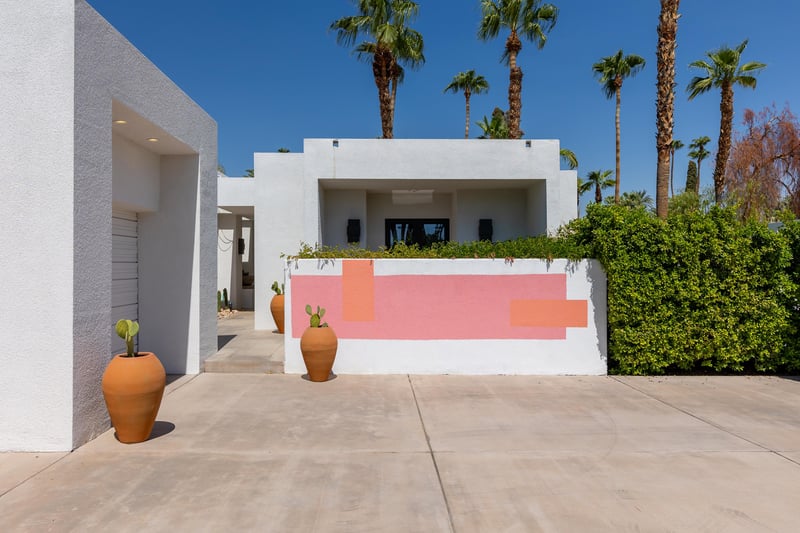 Large guest parking area