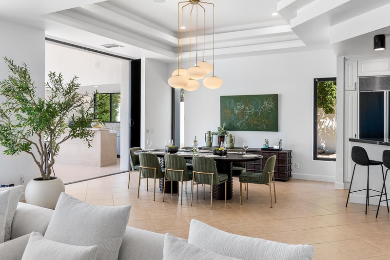 Lovely chandelier lighting