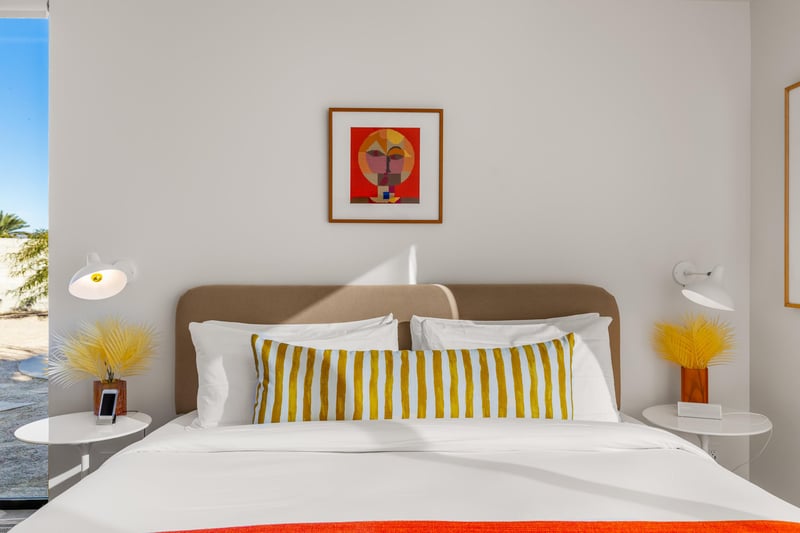 Secondary villa bedroom