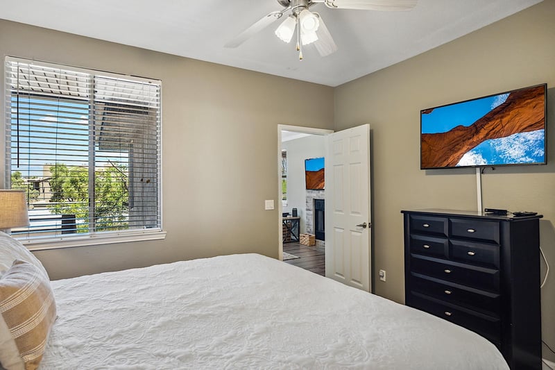 Master bedroom  43 Smart TV  dresser chest  Walkin closet