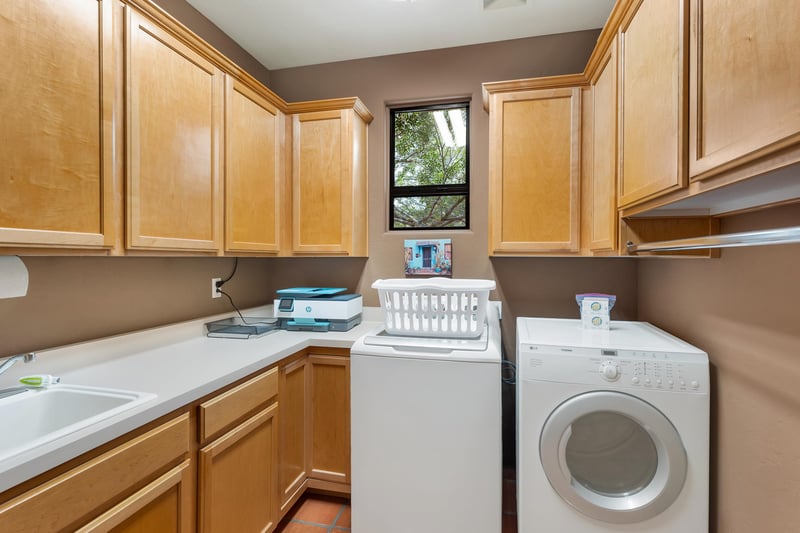 WasherDryer and Printer for guest use