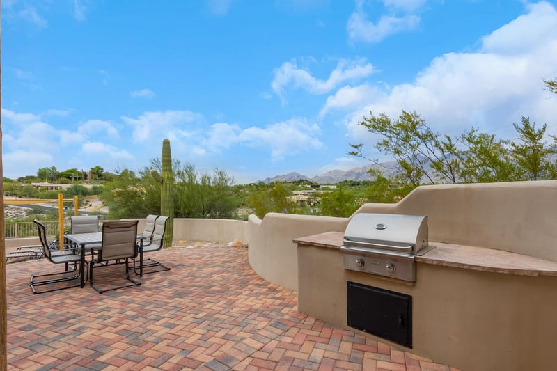 Built in BBQ area with Dining table outside