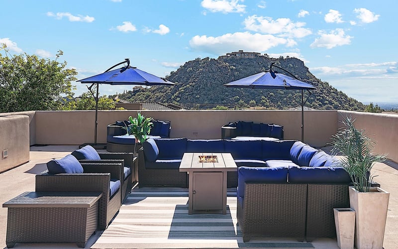 Stunning Mountain Views   Rooftop Patio