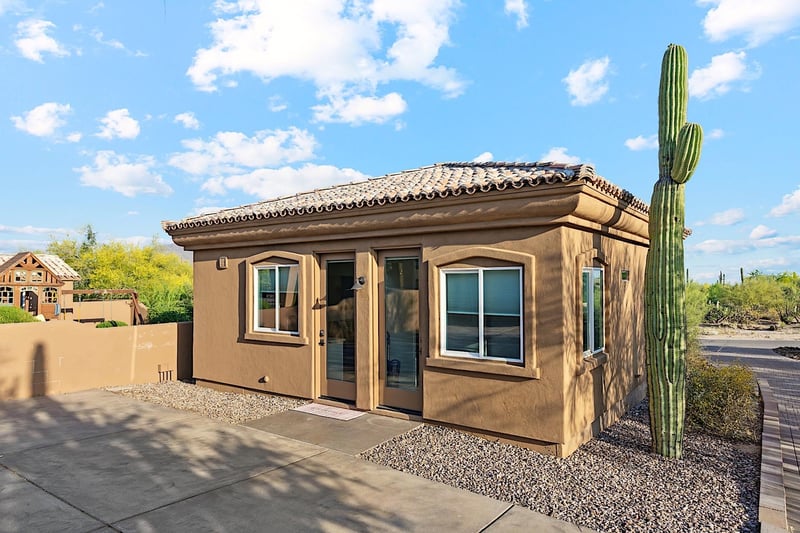 Guest House Entrance  Private Suite 7th bedroom