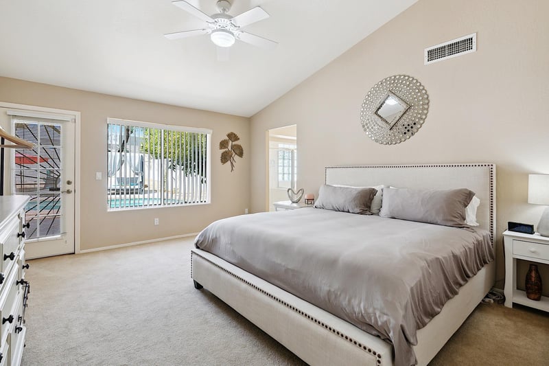 Master bedroom  King sized bed