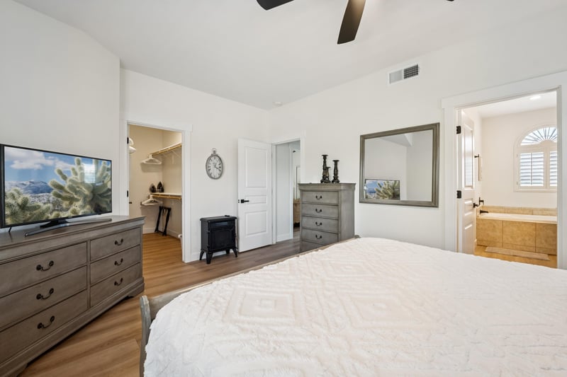 Large upstairs master bedroom